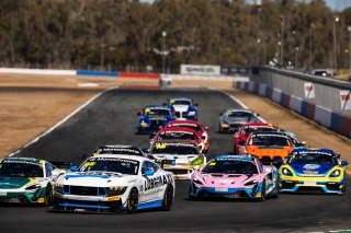 Queensland Raceway, Start, Race 1 l © Race Project l Daniel Kalisz l GT4 Australia | GT4 Australia