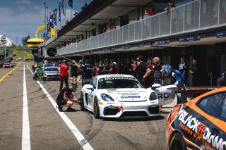 #290 - TekworkX Motorsport - Rob Woods - Lachlan Evennett - Porsche 718 Cayman RS CS l © Race Project l Daniel Kalisz | GT4 Australia