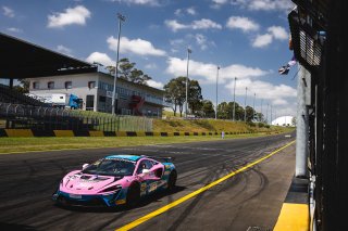 #25 - Method Motorsport - Marcos Flack - Tom Hayman - McLaren Artura GT4 l © Race Project l Daniel Kalisz | GT4 Australia