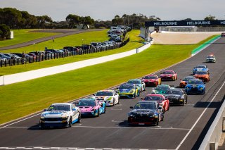 Start, GT Festival Race 2 l © Race Project l Daniel Kalisz | GT4 Australia