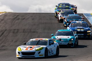 #56 - Ginetta Australia - Valentino Astuti - Courtney Prince - Ginetta G56 GT4 l &copy; Race Project l Daniel Kalisz | GT4 Australia