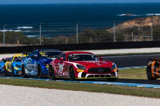 #17 - Love Racing - Bailey Love - Rob Love - Mercedes-AMG GT4 l © Race Project l Daniel Kalisz | GT4 Australia