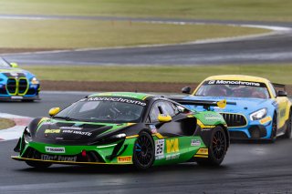 #25 – Method Motorsport – Tom Hayman – Max Geoghegan – McLaren Artura GT4 | © Race Project | Daniel Kalisz | © Race Project | Daniel Kalisz