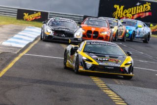 #75 – Tufflift Racing TSM – Zac Soutar / Glenn Nirwan – McLaren Artura GT4 | © Race Project | Daniel Kalisz | Daniel Kalisz