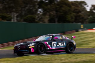 #87 – JGI Triple Eight Racing – Jarrod Hughes / Summer Rintoule – Mercedes-AMG GT4 | © Race Project | Daniel Kalisz | Daniel Kalisz