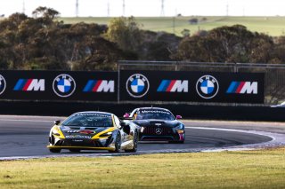 #75 – Tufflift Racing TSM – Zac Soutar / Glenn Nirwan – McLaren Artura GT4 | © Race Project | Daniel Kalisz | Daniel Kalisz
