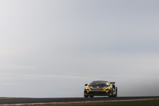 #75 – Tufflift Racing TSM – Zac Soutar / Glenn Nirwan – McLaren Artura GT4 | © Race Project | Daniel Kalisz | Daniel Kalisz