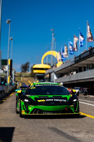 #25 - Method Motorsport - Tom Hayman - Jett Murray - McLaren Artura GT4 l &copy; Jack Martin Photography | &copy; Jack Martin Photography