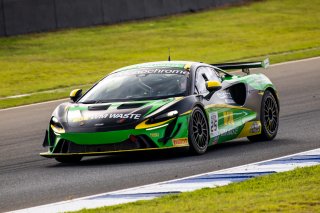 #25 - Method Motorsport - Tom Hayman - Jett Murray - McLaren Artura GT4 l &copy; Jack Martin Photography | &copy; Jack Martin Photography