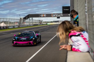 #87 - Method Motorsport - Jarrod Hughes - Summer Rintoule - McLaren Artura GT4 l &copy; Jack Martin Photography | &copy; Jack Martin Photography