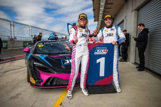 #87 - Method Motorsport - Jarrod Hughes - Summer Rintoule - McLaren Artura GT4 l &copy; Jack Martin Photography | &copy; Jack Martin Photography
