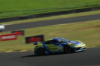 #1 - Method Motorsport - Shane Smollen - Porsche 718 Cayman GT4 RS CS l © Jack Martin Photography l Jack Martin | GT4 Australia