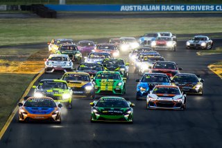 Race 1 Sydney Start l &copy; Jack Martin Photography | &copy; Jack Martin Photography