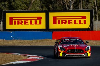 #17 - Love Racing - Bailey Love - Sam Brabham - Mercedes-AMG GT4 l © Insyde Media l Rhys Vandersyde l GT4 Australia | GT4 Australia