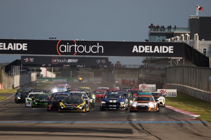 Monochrome GT4 Australia enjoys thrilling opening outing to GT Festival The Bend