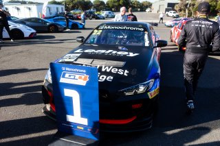 #22 - Central West Prestige - Cody Burcher - Tim Leahey - BMW M4 GT4 G82 l © Race Project l Daniel Kalisz | GT4 Australia