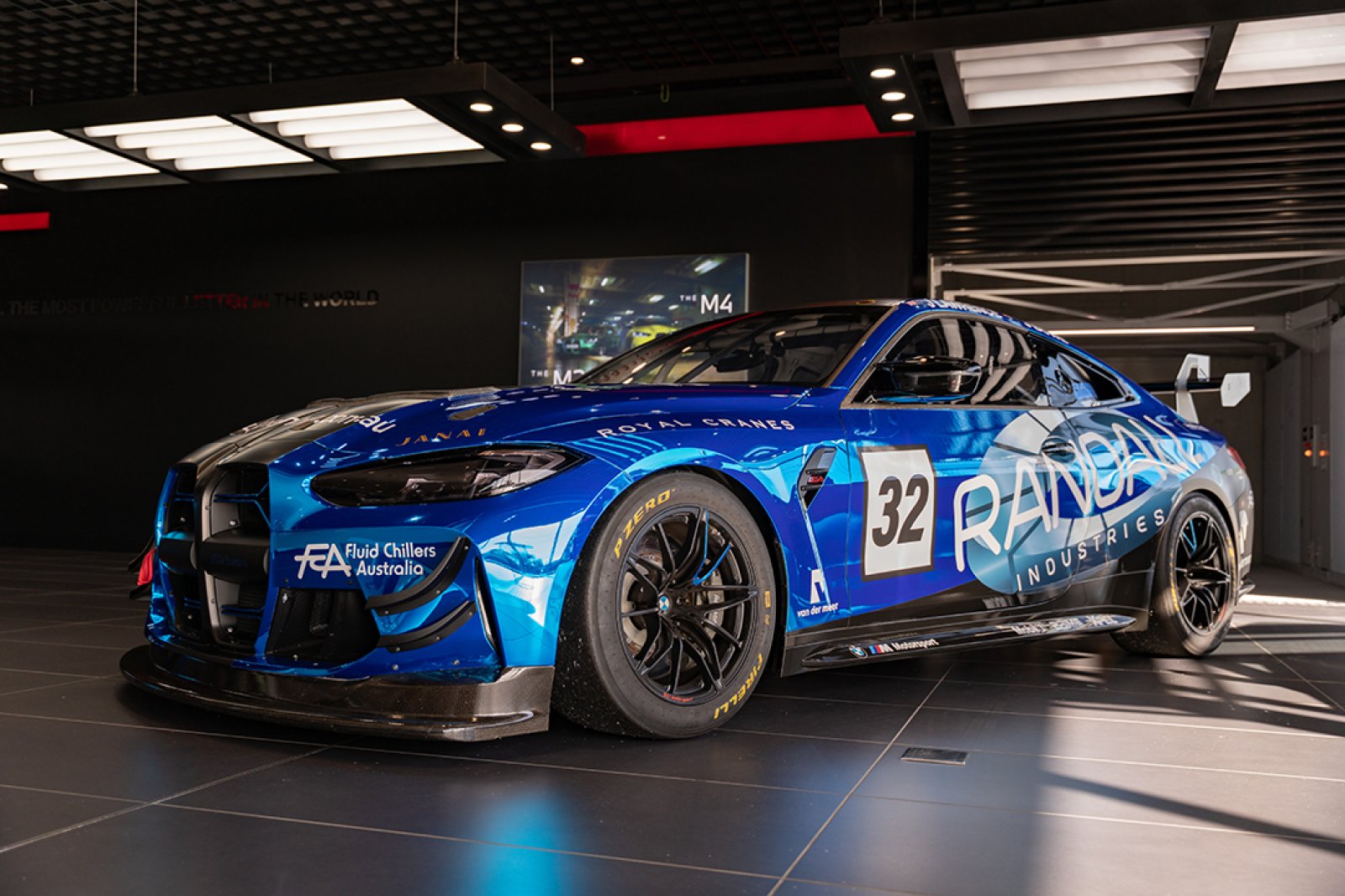 Jacob Lawrence and John Bowe launch new BMW G82 M4 GT4